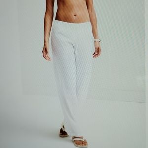 Tommy Bahama Crinkle White Pants